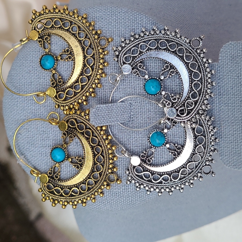 Two Turquoise Basket Weaver Hoop Earrings - Picture 11 of 13